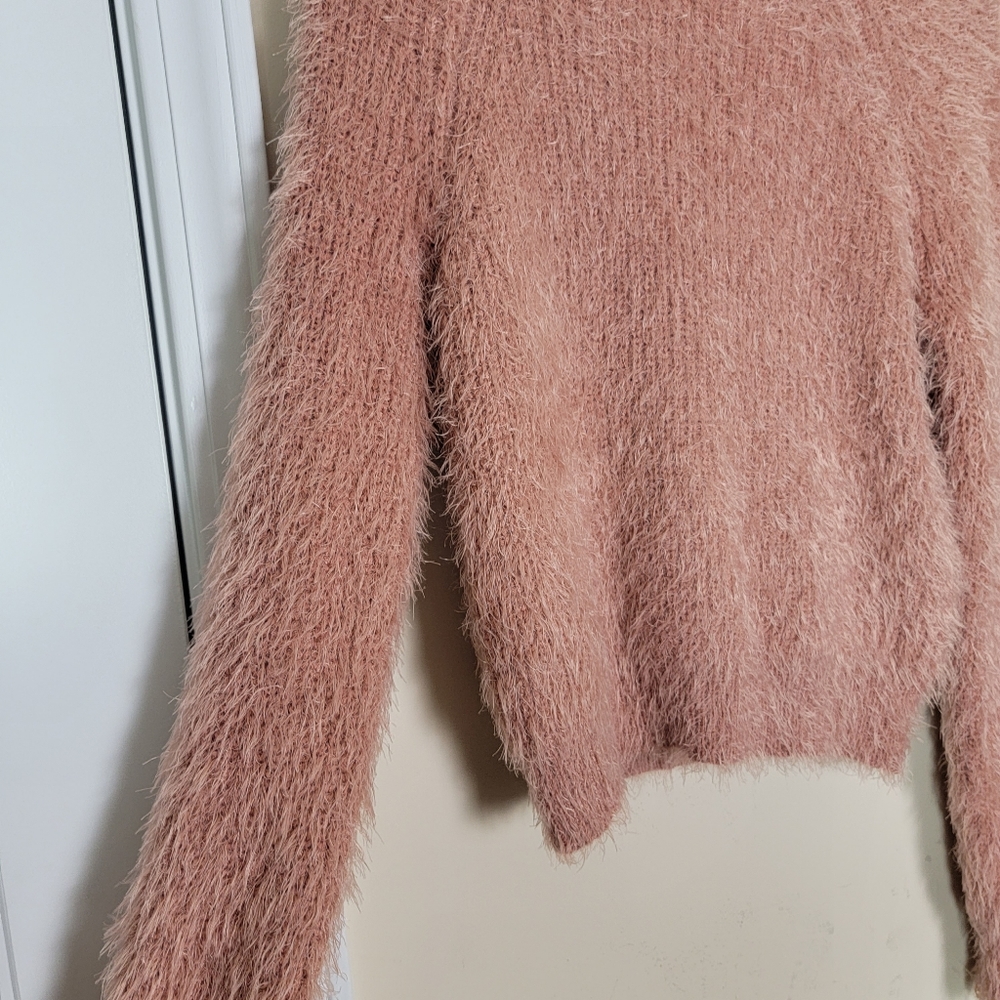 Pink Rose Womens Soft & Fuzzy Crewneck Long Sleeve Pullover‎ Sweater Sz M - Picture 5 of 10